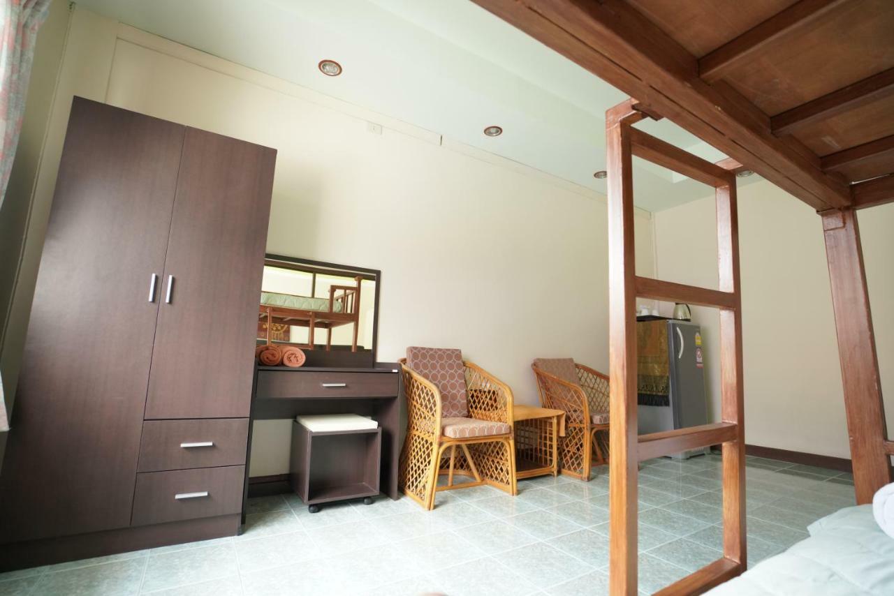 Maenam Lodge Mae Nam Exterior photo